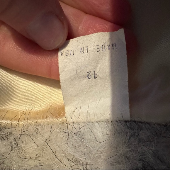 Faux Fur Vintage Coat - Picture 9 of 10